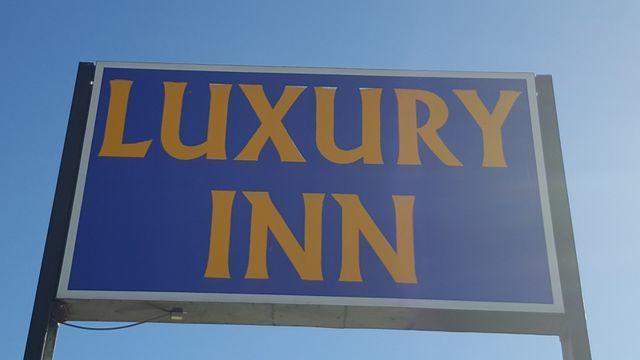 Luxury Inn Midland Extérieur photo