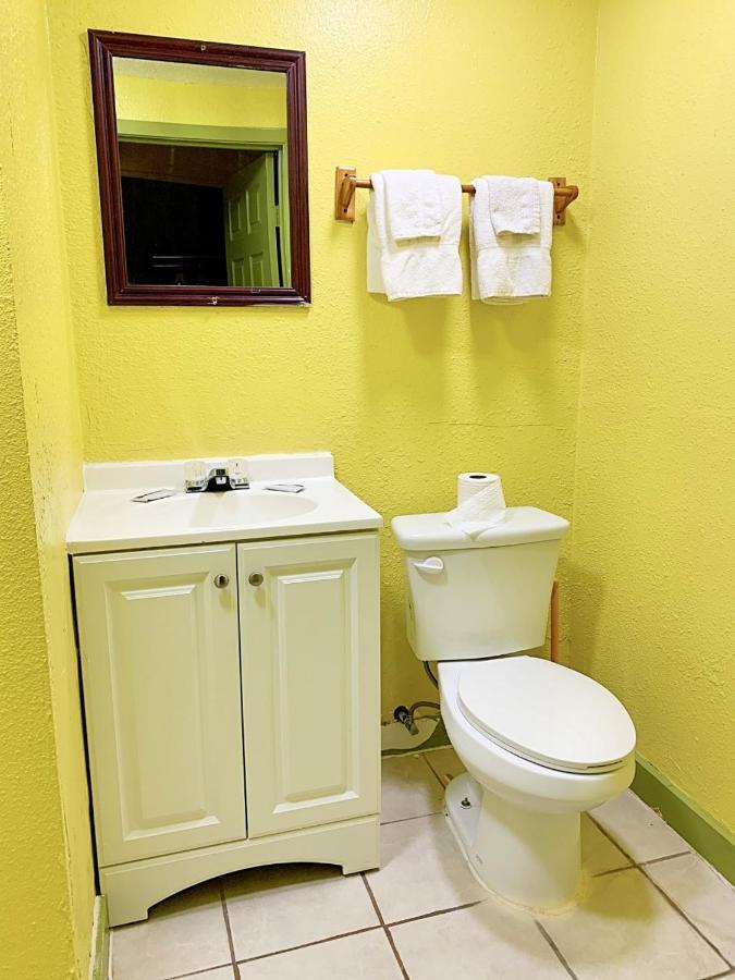 Luxury Inn Midland Extérieur photo